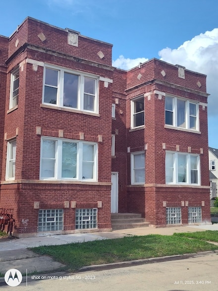 16 W 113th Place Unit 1, Chicago, IL 60628