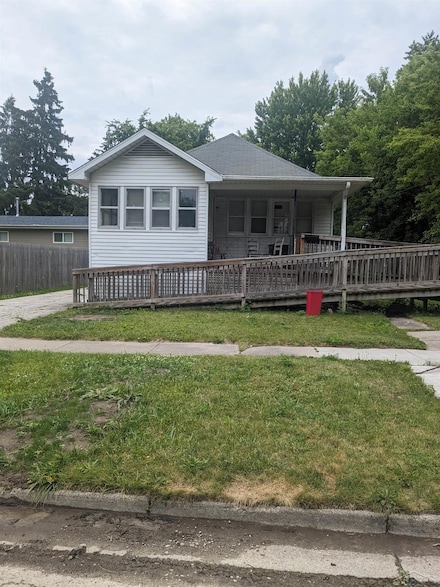 1006 Ash St, Saginaw, MI 48602