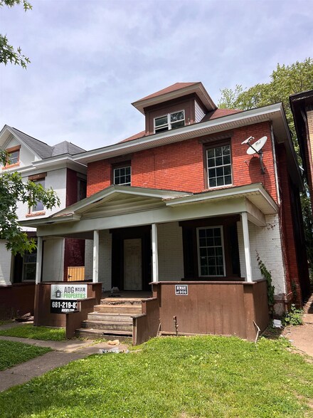 1014 9th Ave, Huntington, WV 25701