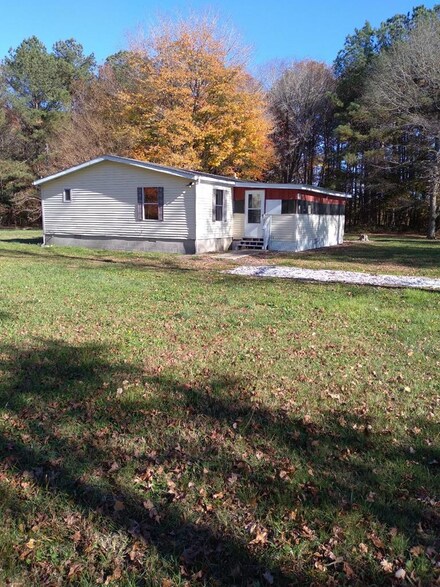 18379 Red Hill Rd, Painter, VA 23420