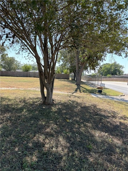 901, 905, 411 W St Hwy 21 W St Hwy 21 and N Stone St W, Caldwell, TX 77836