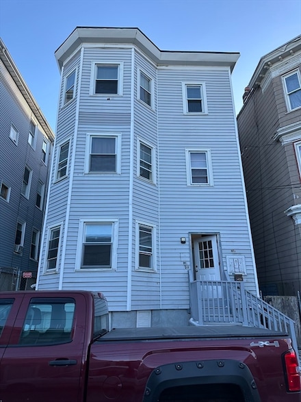 73A Marlborough St Unit 3, Chelsea, MA 02150