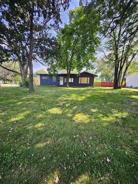 3801 69th Ave N, Minneapolis, MN 55429