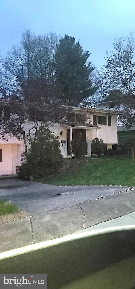 4522 Hawksbury Rd, Pikesville, MD 21208