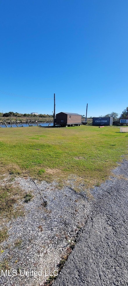 17,19 & 21 Pleasure St, Bay Saint Louis, MS 39520