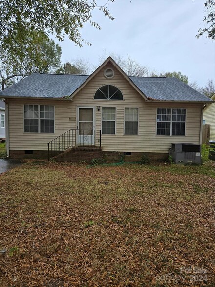 420 Alpha St, Charlotte, NC 28205
