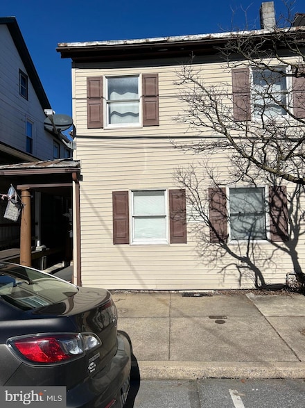 1 W Main Ave, Myerstown, PA 17067