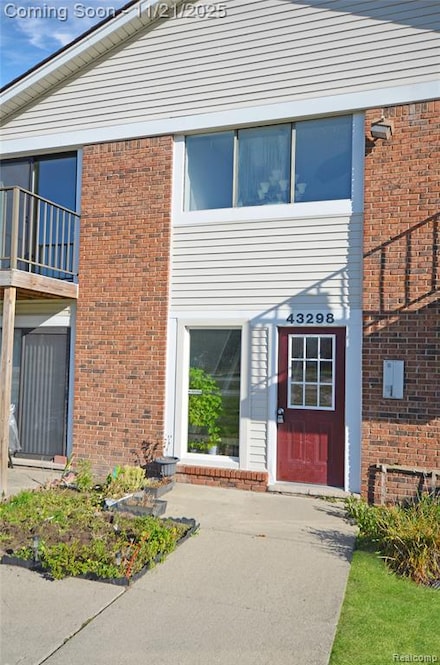 43298 Mound Rd Unit 40, Sterling Heights, MI 48314
