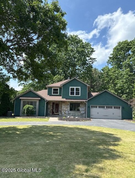9 Pheasant Walk, Queensbury, NY 12804