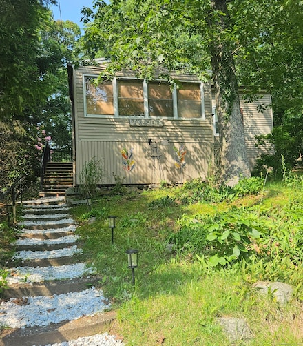 15 Ledge Rd, Lebanon, CT 06249