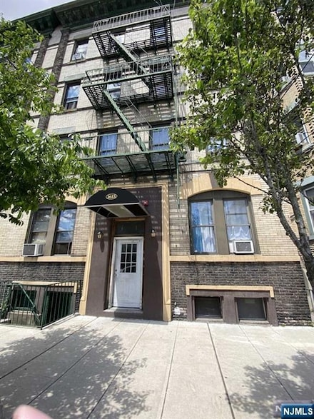 1615 Palisade Ave, Union City, NJ 07087
