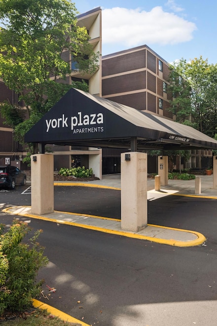 7200 York Ave S Unit 608, Edina, MN 55435
