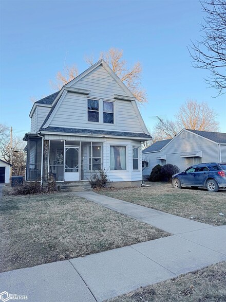 308 Barret St, Burlington, IA 52601