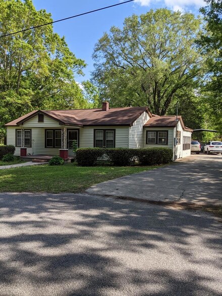 930 Missouri St, Sumter, SC 29153