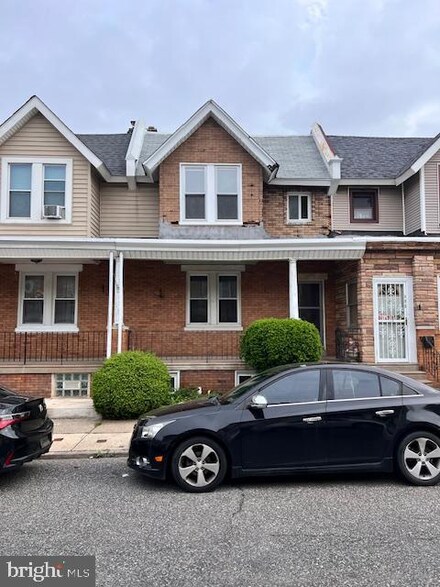 171 W Clarkson Ave, Philadelphia, PA 19120