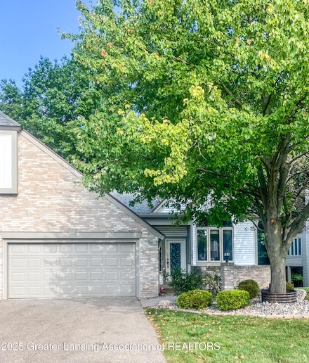 1205 Woodmeadow Unit 201, Lansing, MI 48917