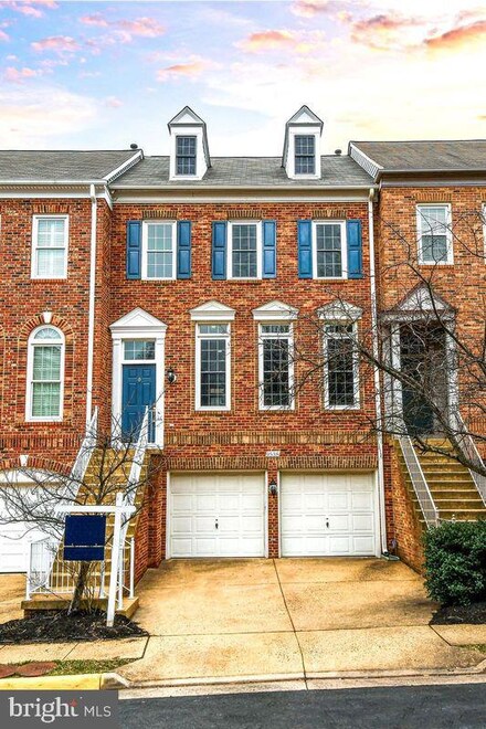 9538 Lagersfield Cir, Vienna, VA 22181
