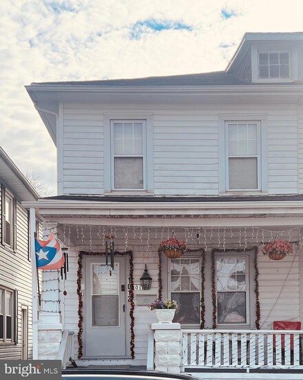 1012 E Philadelphia St, York, PA 17403