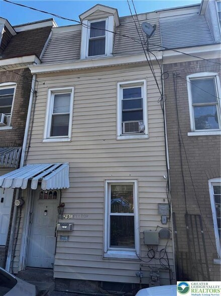 529 N Elliger St, Allentown, PA 18102