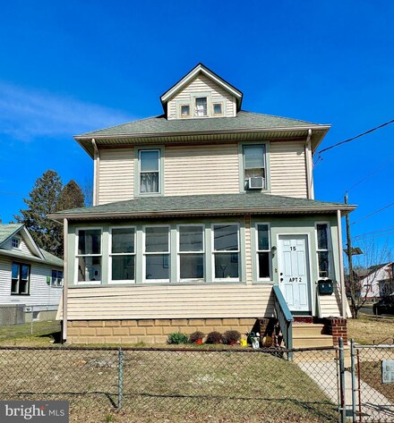 15 E Thompson Ave, Gloucester City, NJ 08030