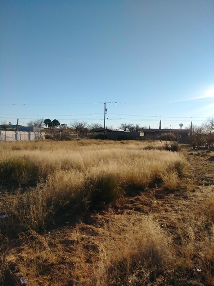 3773 Judy Marie Ln, Clint, TX 79849