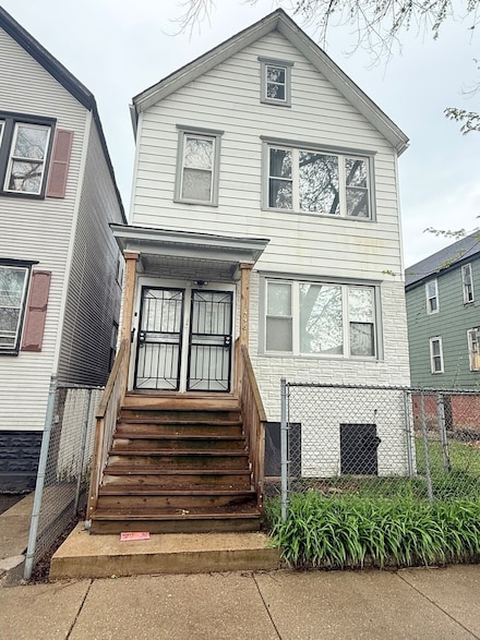 4451 S Shields Ave, Chicago, IL 60609
