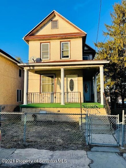 180 Wilbur St, Scranton, PA 18508