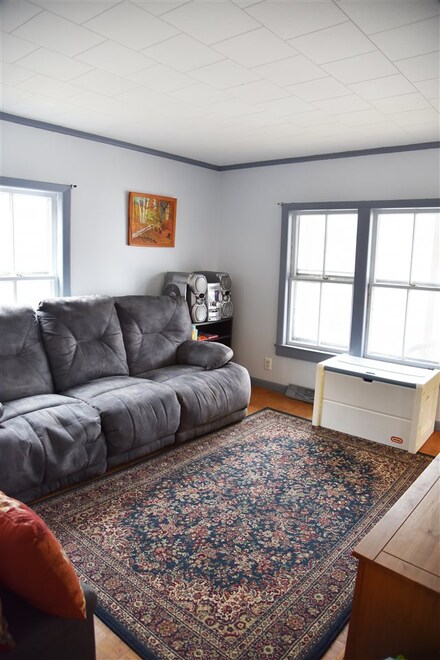 32 River St, Barre, VT 05641