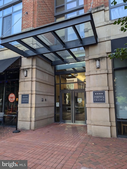 520 John Carlyle St Unit 406, Alexandria, VA 22314