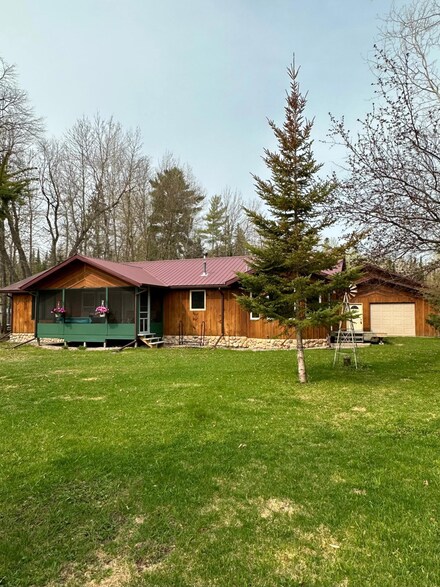 10456 Ash River Trail, Orr, MN 55771