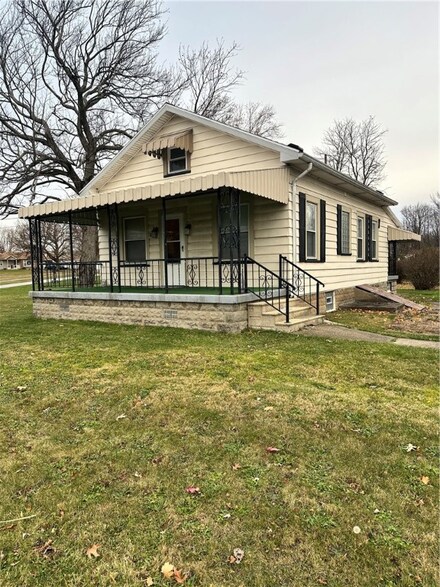 3200 Dutch Ridge Rd, Beaver, PA 15009