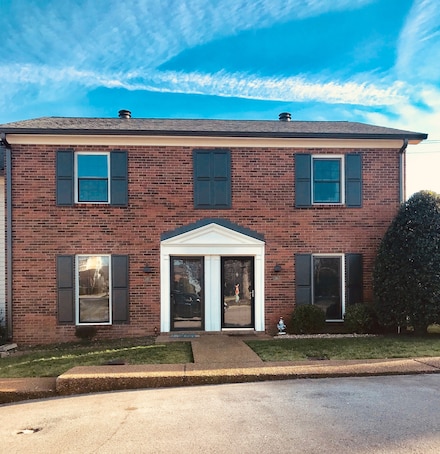 145 Academy Square, Nashville, TN 37210