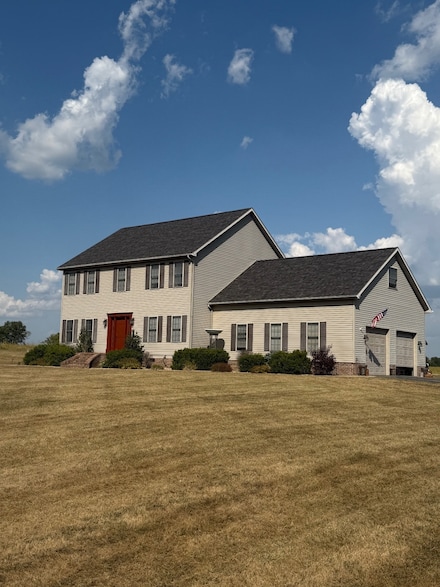 1438 County Road 800 E, Carmi, IL 62821