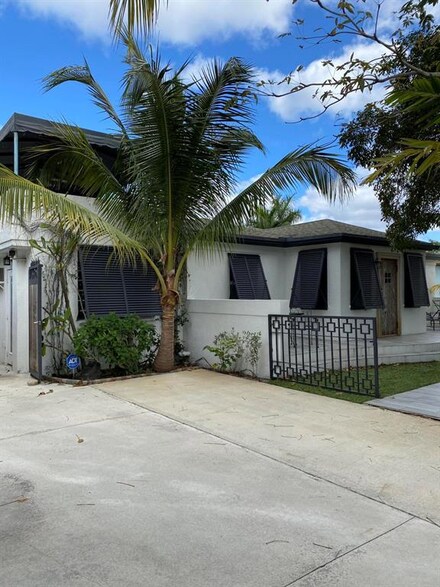 1248 16th Ave N, Lake Worth, FL 33460