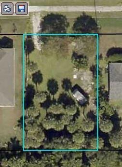261 Englar Dr, Sebastian, FL 32958