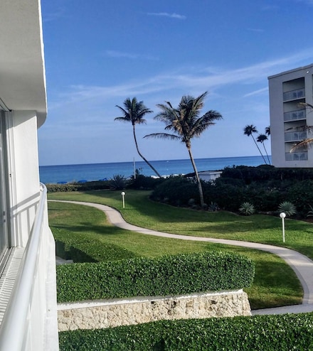 2780 S Ocean Blvd Unit 207, Palm Beach, FL 33480