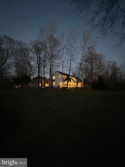 9140 Stonegarden Dr, Lorton, VA 22079