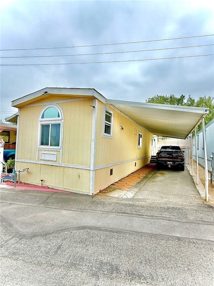 853 N Main St Unit 10, Corona, CA 92880