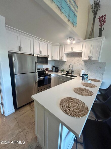 8055 E Thomas Rd Unit E108, Scottsdale, AZ 85251