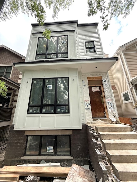 3443 N Hamilton Ave, Chicago, IL 60618