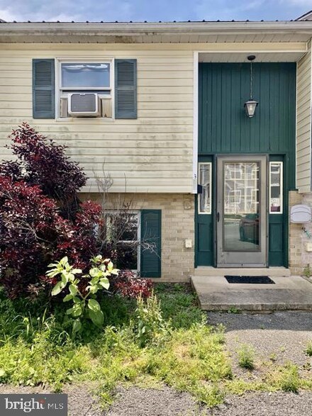 316 E 11th Ave, Ranson, WV 25438
