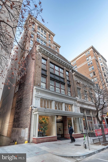 915 E St NW Unit 103, Washington, DC 20004