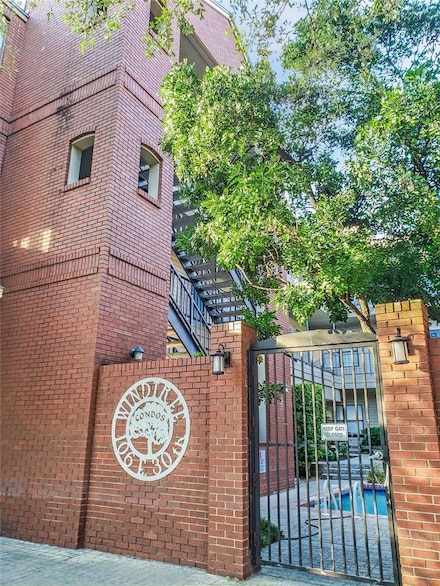 106 E 30th St Unit 305, Austin, TX 78705