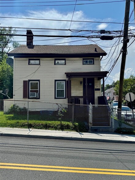 21 Bridge St, Garnerville, NY 10923