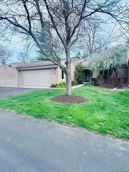5440 Parkgrove Rd Unit 15, Ann Arbor, MI 48103