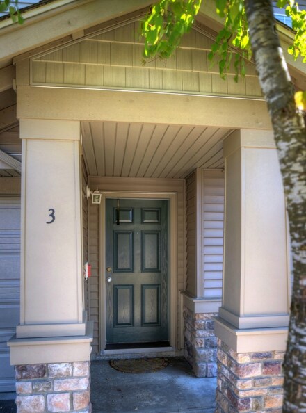 15325 SE 155th Place Unit Y3, Renton, WA 98058