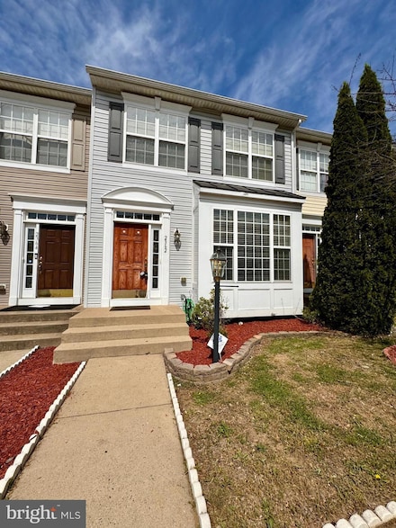 2362 Battery Hill Cir, Woodbridge, VA 22191