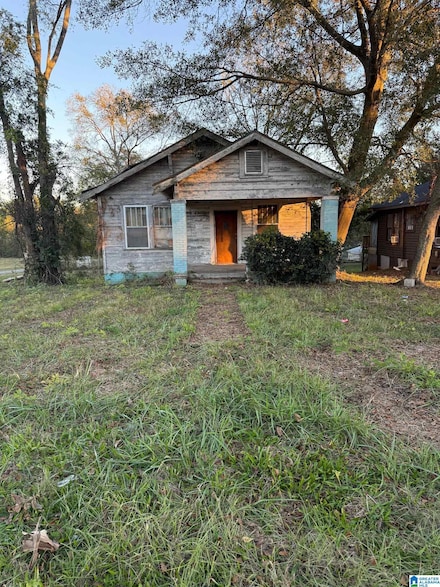1527 12th Ave N, Bessemer, AL 35020