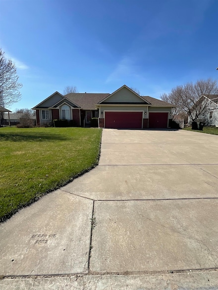 1221 Chestnut St, Halstead, KS 67056