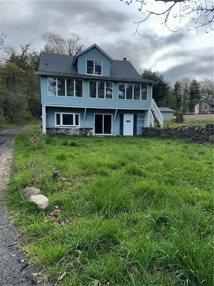 116 Coral Ln, Mount Pocono, PA 18344